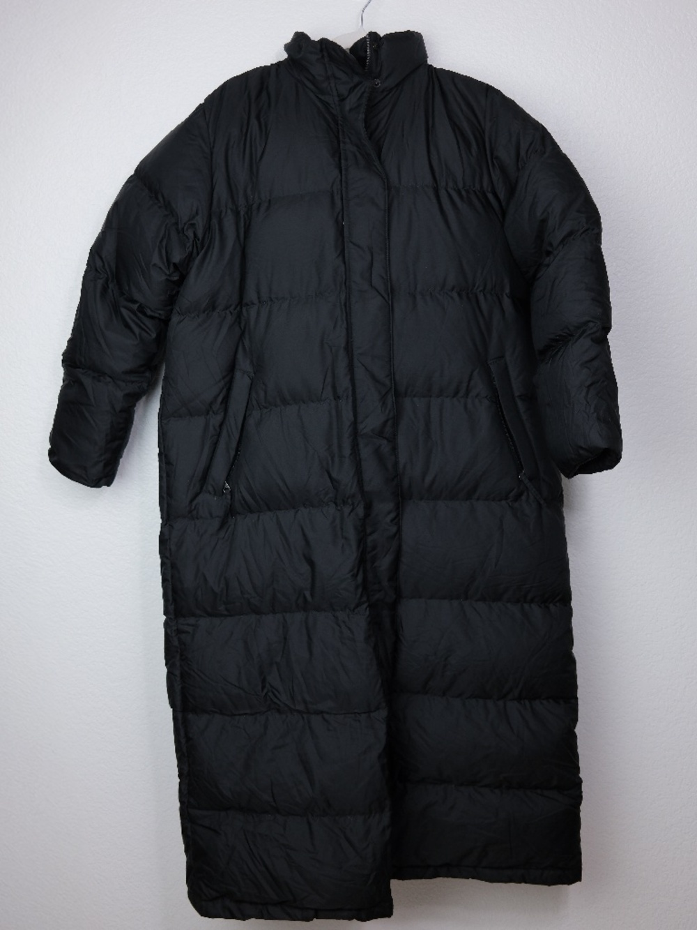 L.L.Bean Women’s Long Down Puffer Coat Black Faux Fur Hood Winter Parka Large